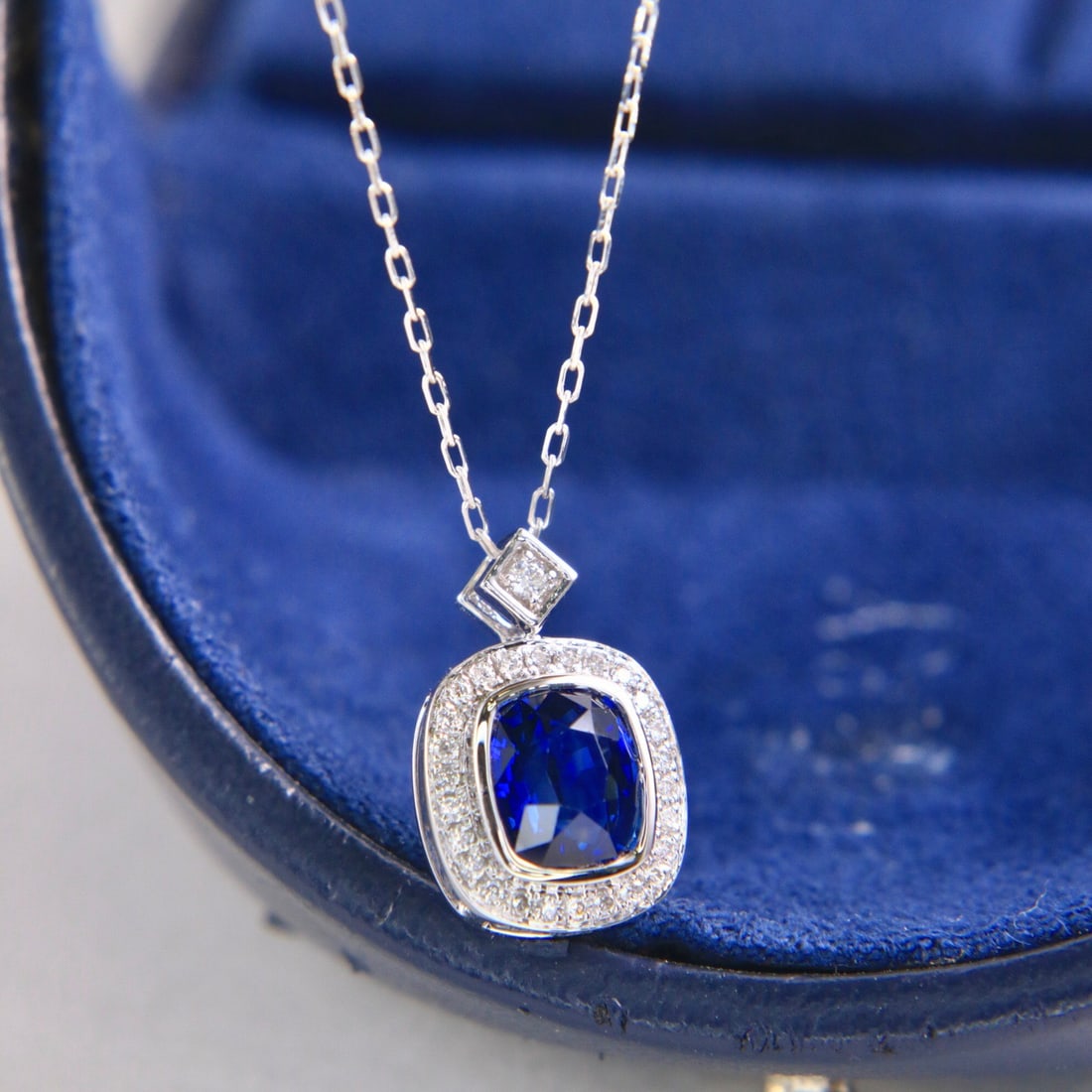 14k Gold 1.34 Ctw Natural Sapphire & Diamond Necklace - 2