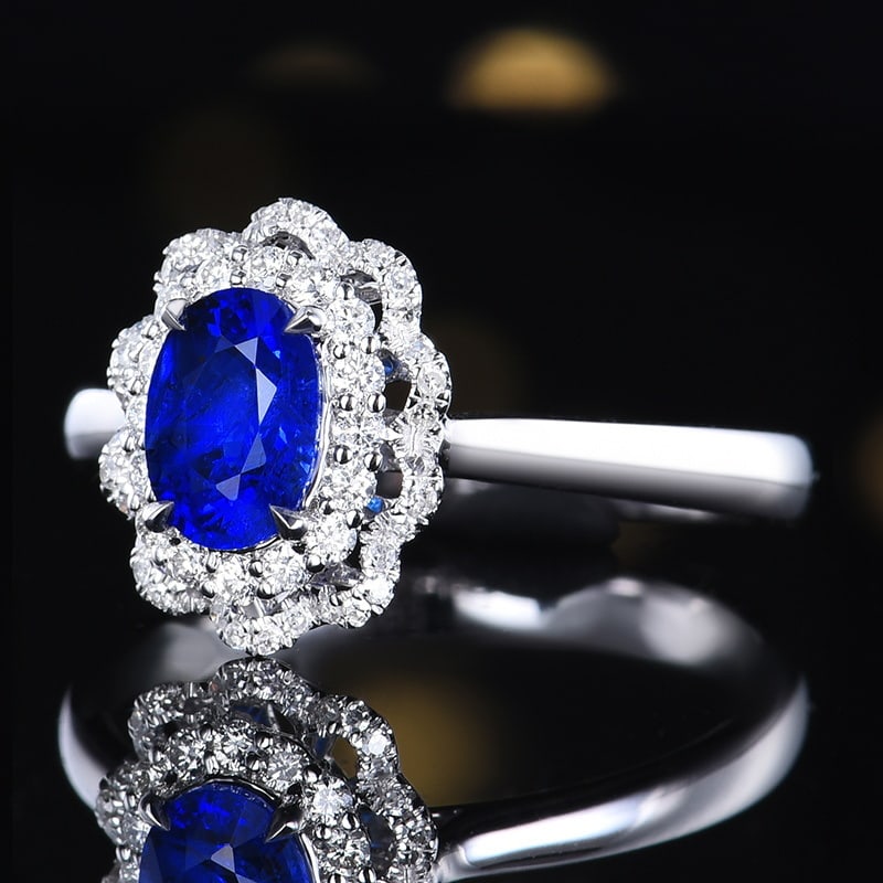 14k Gold 1.35 Ctw Vivid Blue Natural Sapphire & Diamond Ring - 2