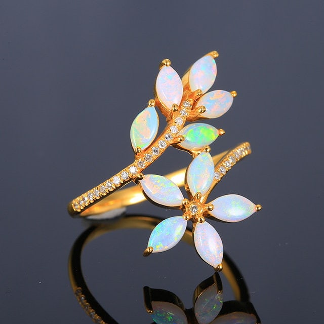 14k Gold 1.3 Ctw Natural Opal & Diamond Ring - 3