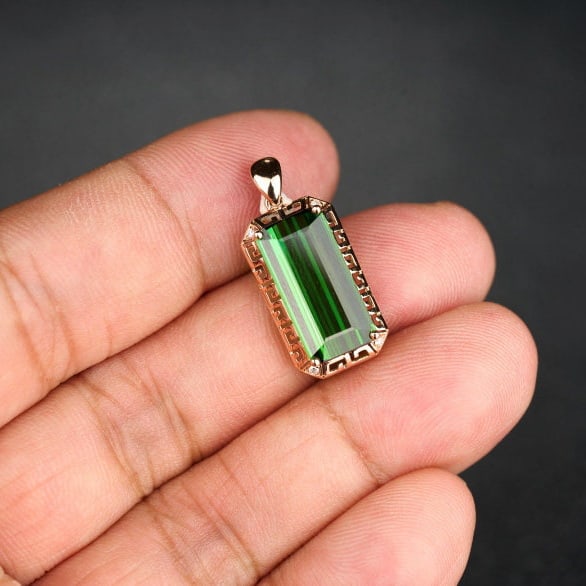 14k Gold 5.25 Ct Natural Tourmaline & Diamond Pendant( Without Chain ) - 7