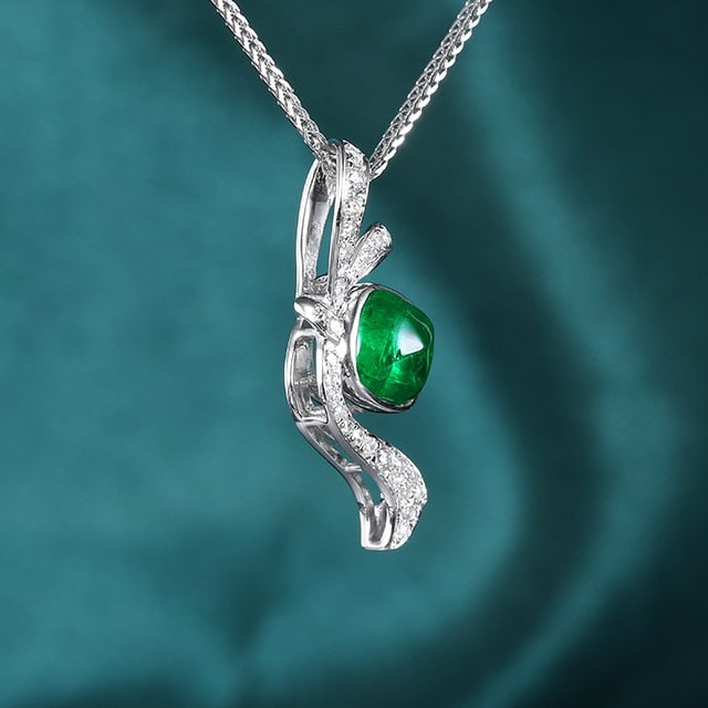 14k Gold 1.33 Ctw Natural Emerald & Diamond Pendant( Without Chain ) - 2