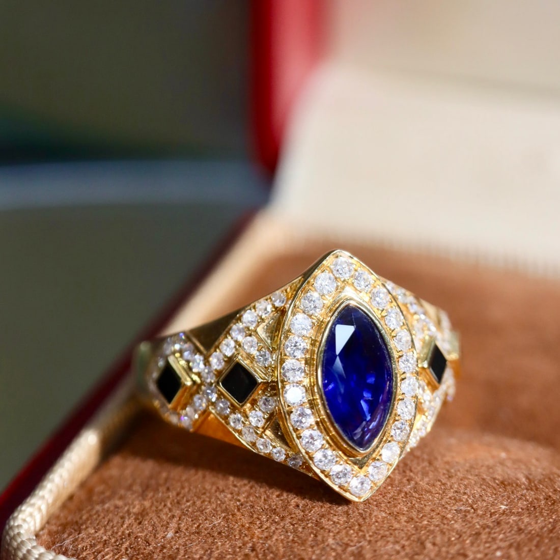 14k Gold 1.37 Ctw Natural Sapphire & Diamond Ring - 6