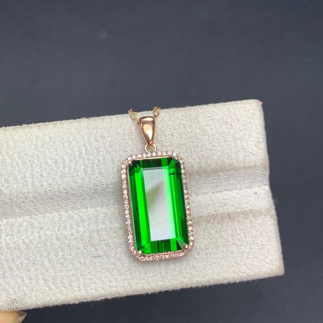 14k Gold 8.6 Ct Natural Tourmaline & Diamond Pendant( Without Chain ) - 2