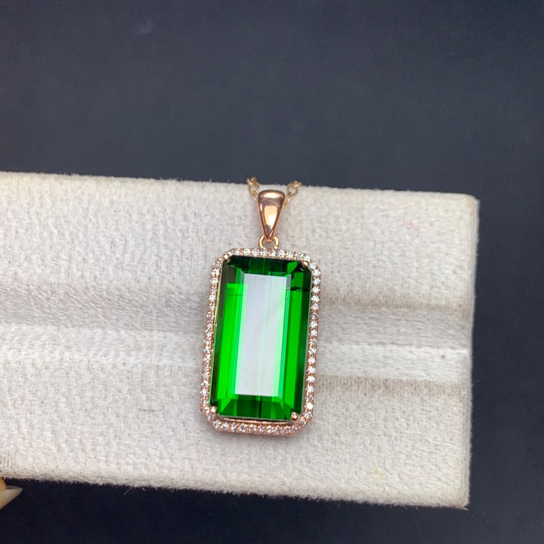 14k Gold 8.6 Ct Natural Tourmaline & Diamond Pendant( Without Chain ) - 7