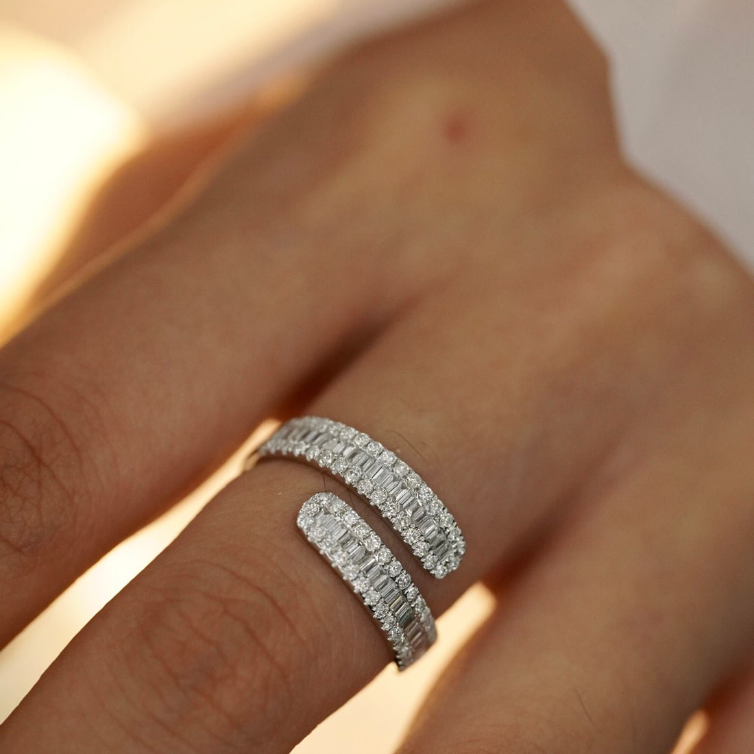 14k Gold 0.7 Ct Natural H Diamond Ring - 7