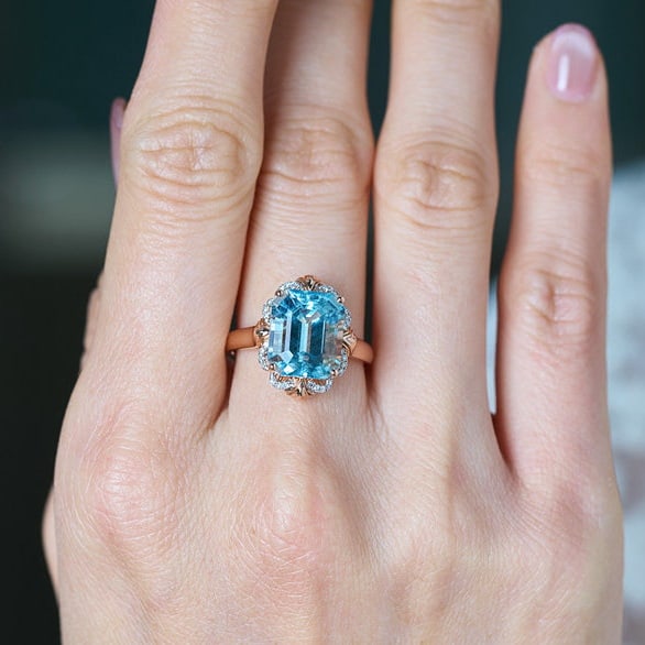14k Gold 5.24 Ct Natural Aquamarine & Diamond Ring - 7
