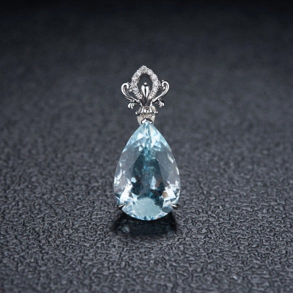 14k Gold 5.9 Ct Natural Aquamarine & Diamond Pendant( Without Chain ): Ref:231154298 // gold content:14k gold // main gemstone:aquamarine // shape:pear // carat weight:5. 9ct // color:blue // treatment:natural // // adjacent gemstone 2 : diamond // shape:round //