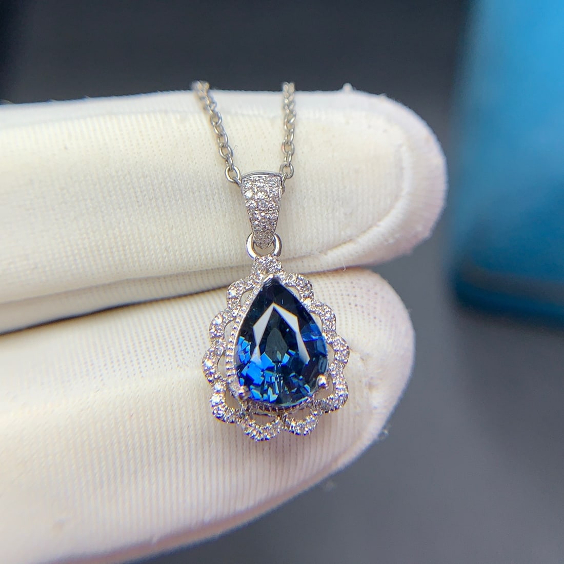 14k Gold 1.96 Ct Natural Sapphire & Diamond Pendant( Without Chain ) - 2
