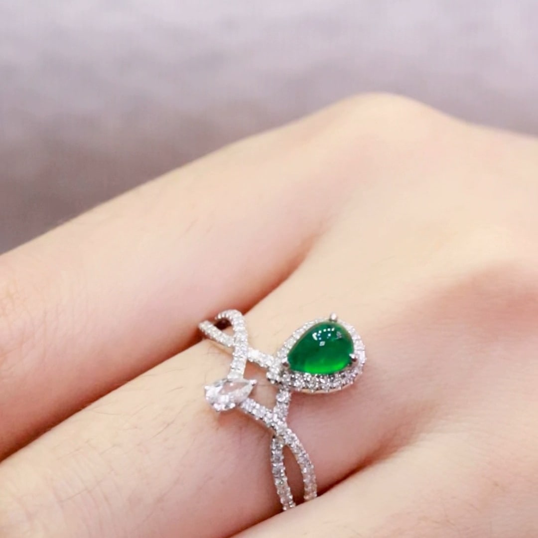 14k Gold 0.81 Ctw Natural Emerald & Diamond Ring - 4