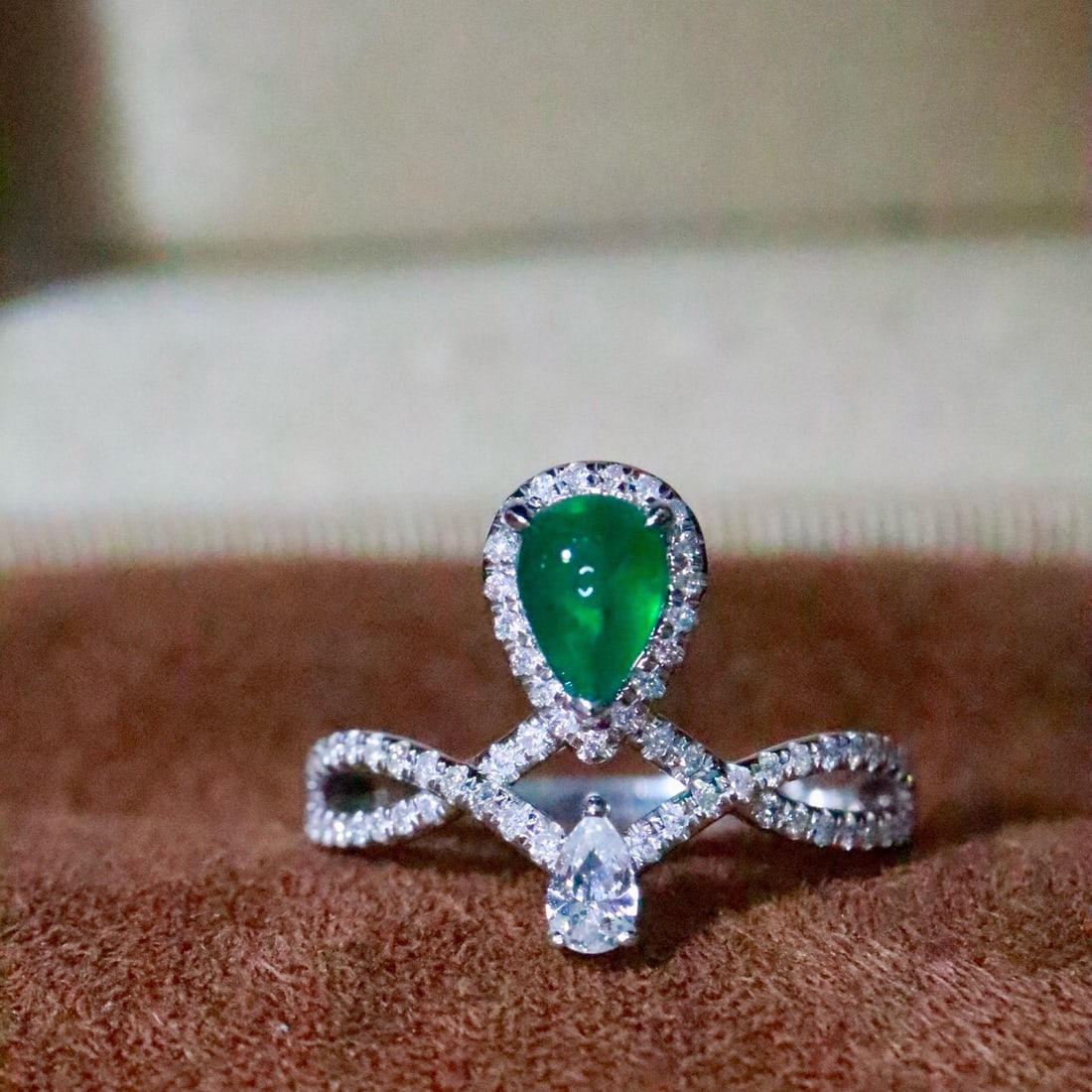 14k Gold 0.81 Ctw Natural Emerald & Diamond Ring - 5