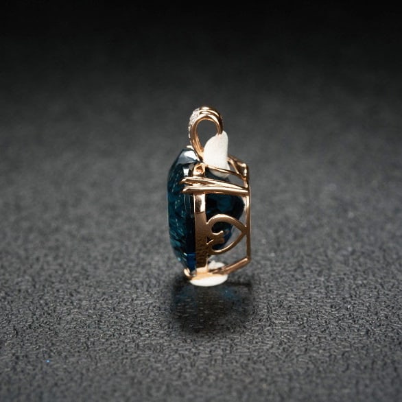 14k Gold 19.69 Ct Natural Topaz & Diamond Pendant( Without Chain ) - 4