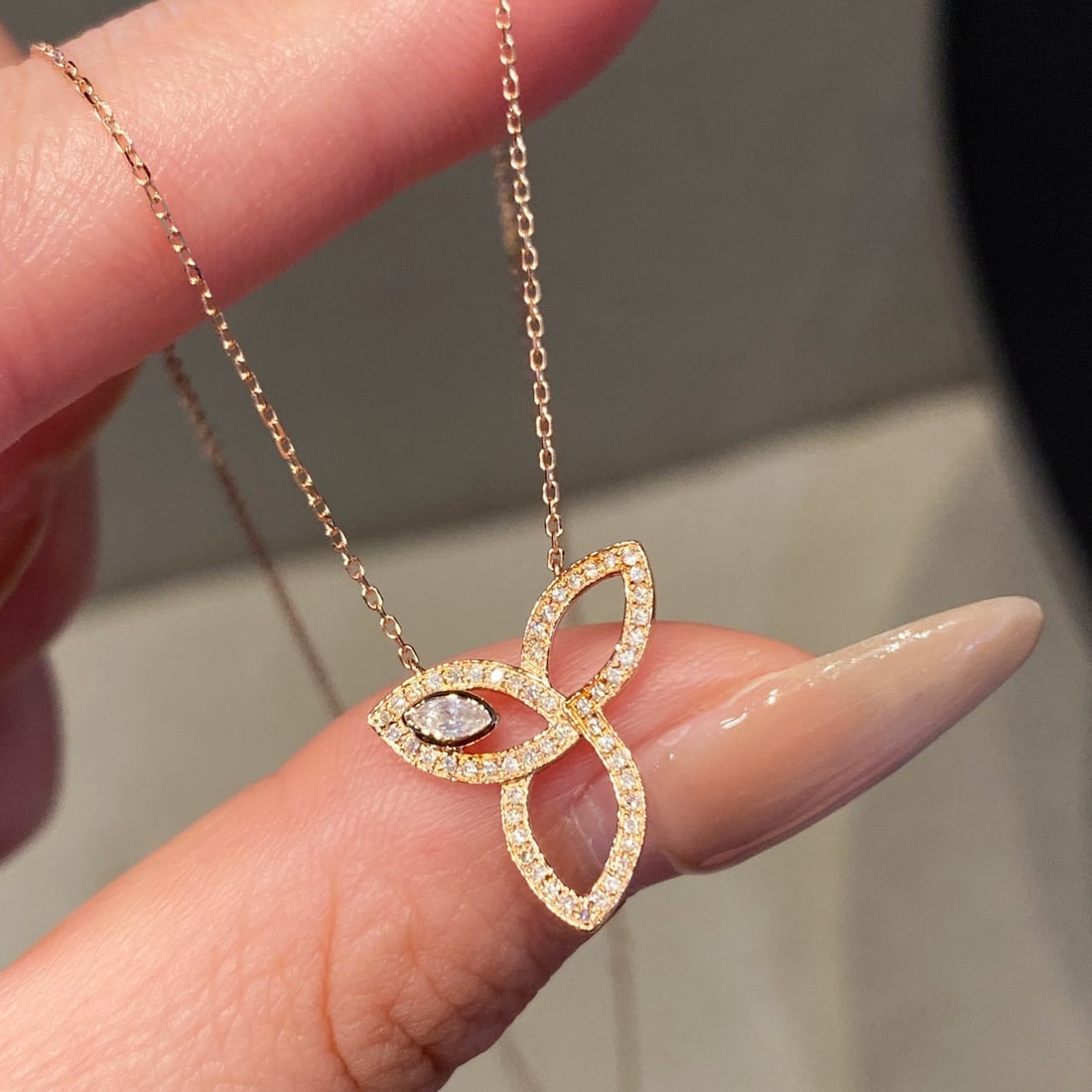 14k Gold 0.19 Ctw Natural H Diamond Necklace - 4