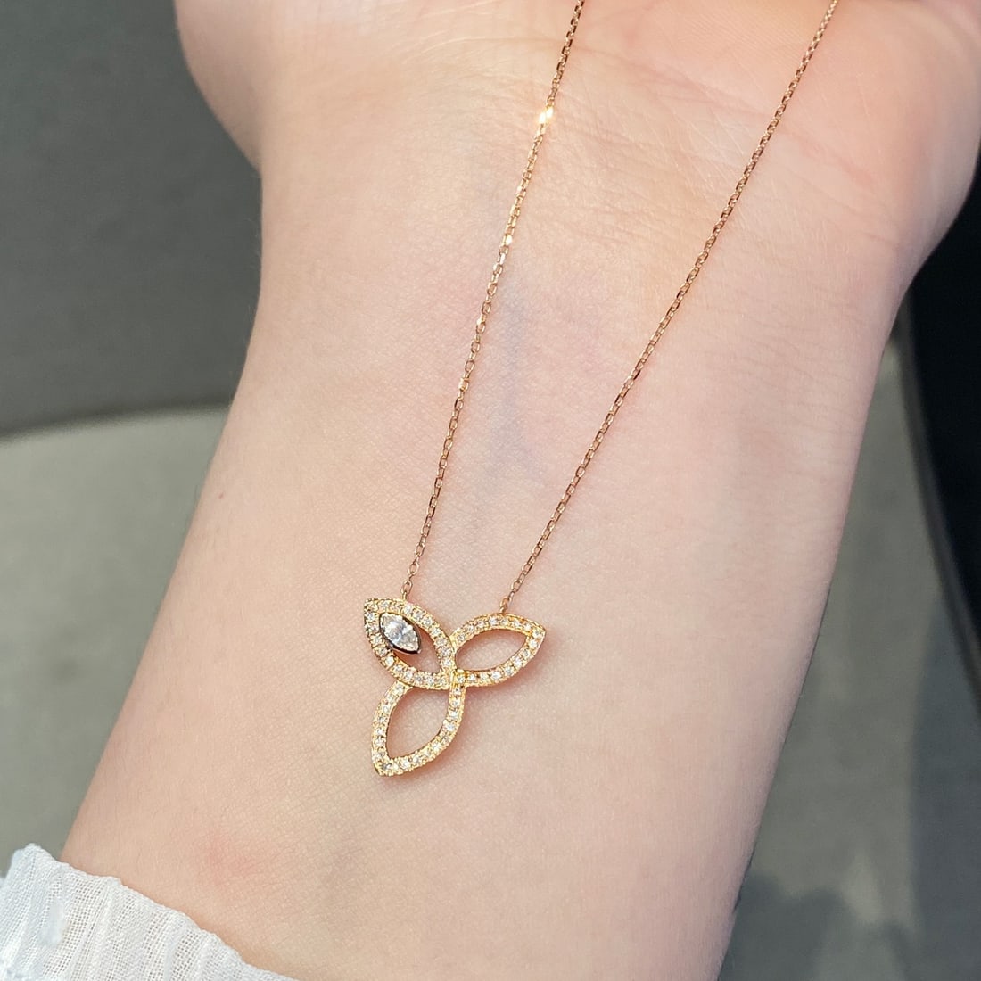 14k Gold 0.19 Ctw Natural H Diamond Necklace - 6
