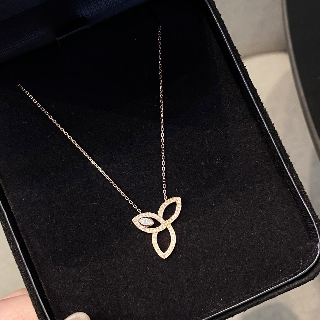 14k Gold 0.19 Ctw Natural H Diamond Necklace - 8