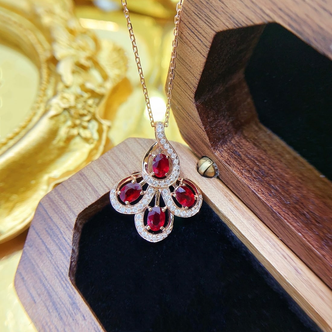 14k Gold 0.98 Ctw Vivid Red Natural Ruby & Diamond Necklace - 2