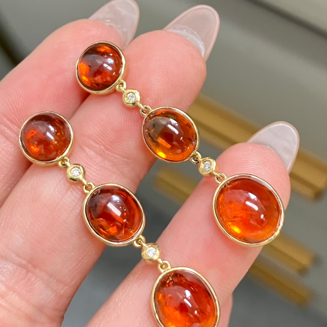 14k Gold 20.50 Ct Natural Spessartine & Diamond Earrings - 2