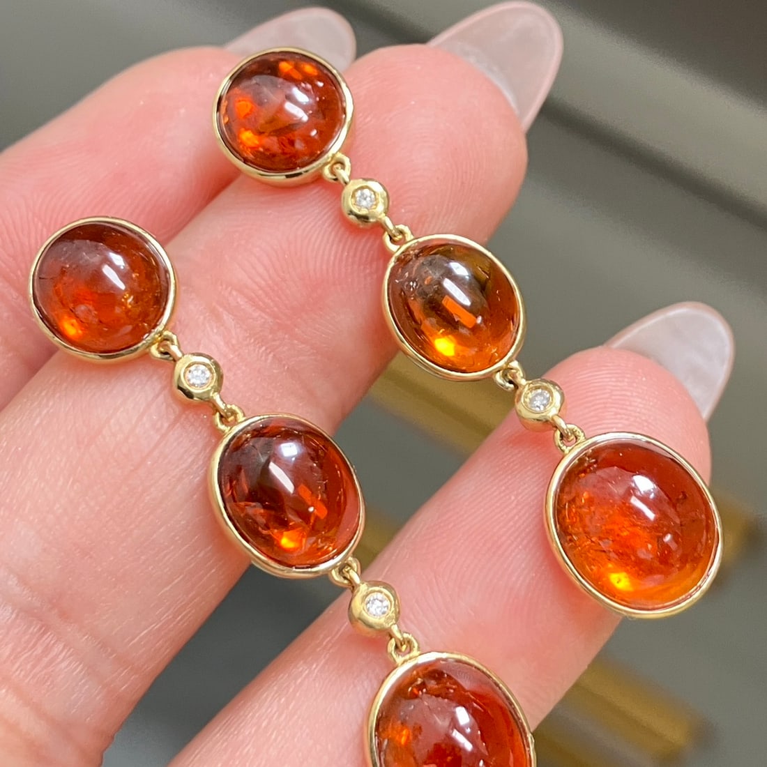 14k Gold 20.50 Ct Natural Spessartine & Diamond Earrings - 3