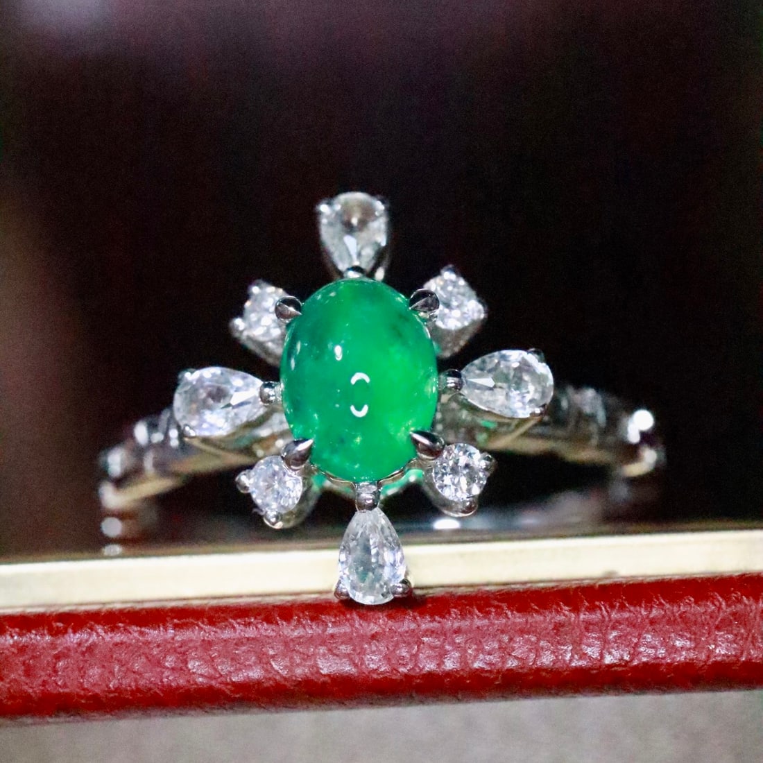 14k Gold 0.66 Ctw Natural Emerald & Diamond Ring - 3