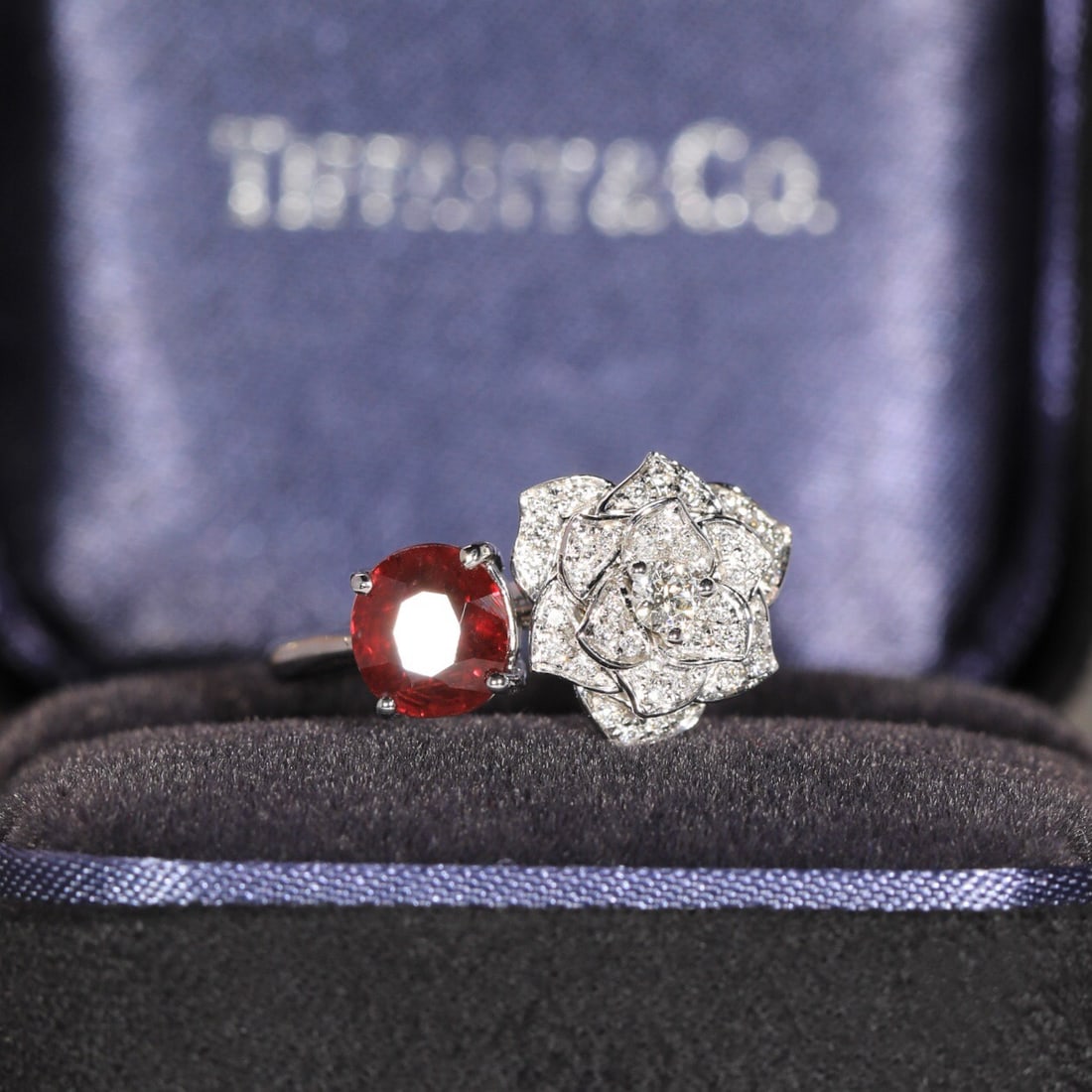 14k Gold 1.85 Ct Natural Ruby & Diamond Ring - 3