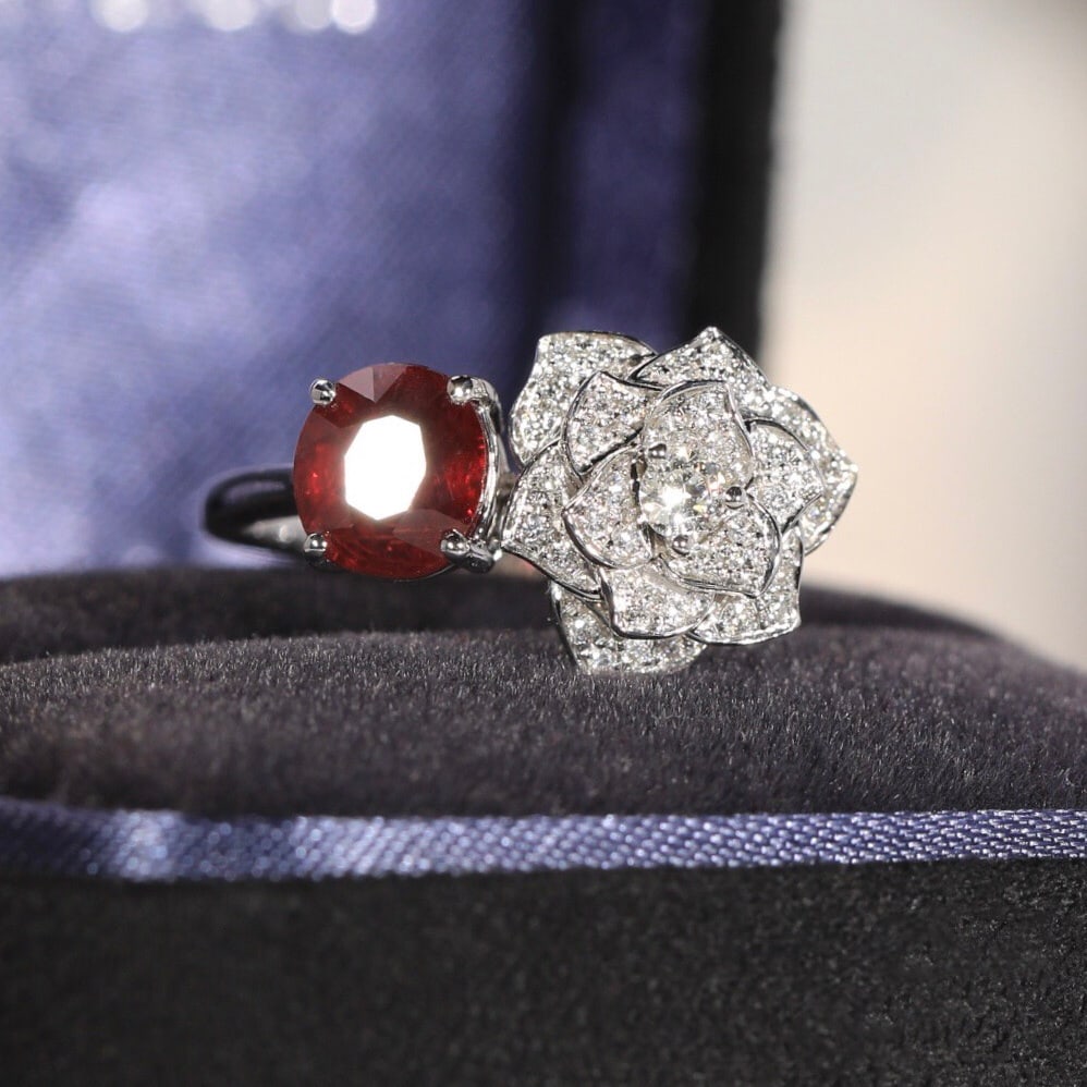 14k Gold 1.85 Ct Natural Ruby & Diamond Ring - 4