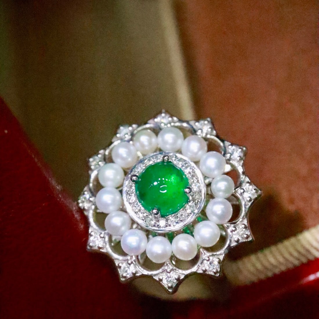 14k Gold 0.88 Ctw Natural Emerald & Diamond Ring - 5