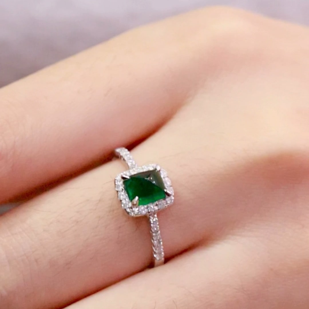 14k Gold 1.01 Ctw Natural Emerald & Diamond Ring - 5