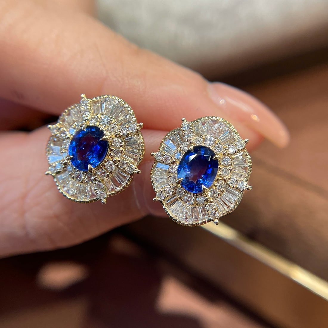 14k Gold 1.20 Ct Natural Sapphire & Diamond Earrings - 3