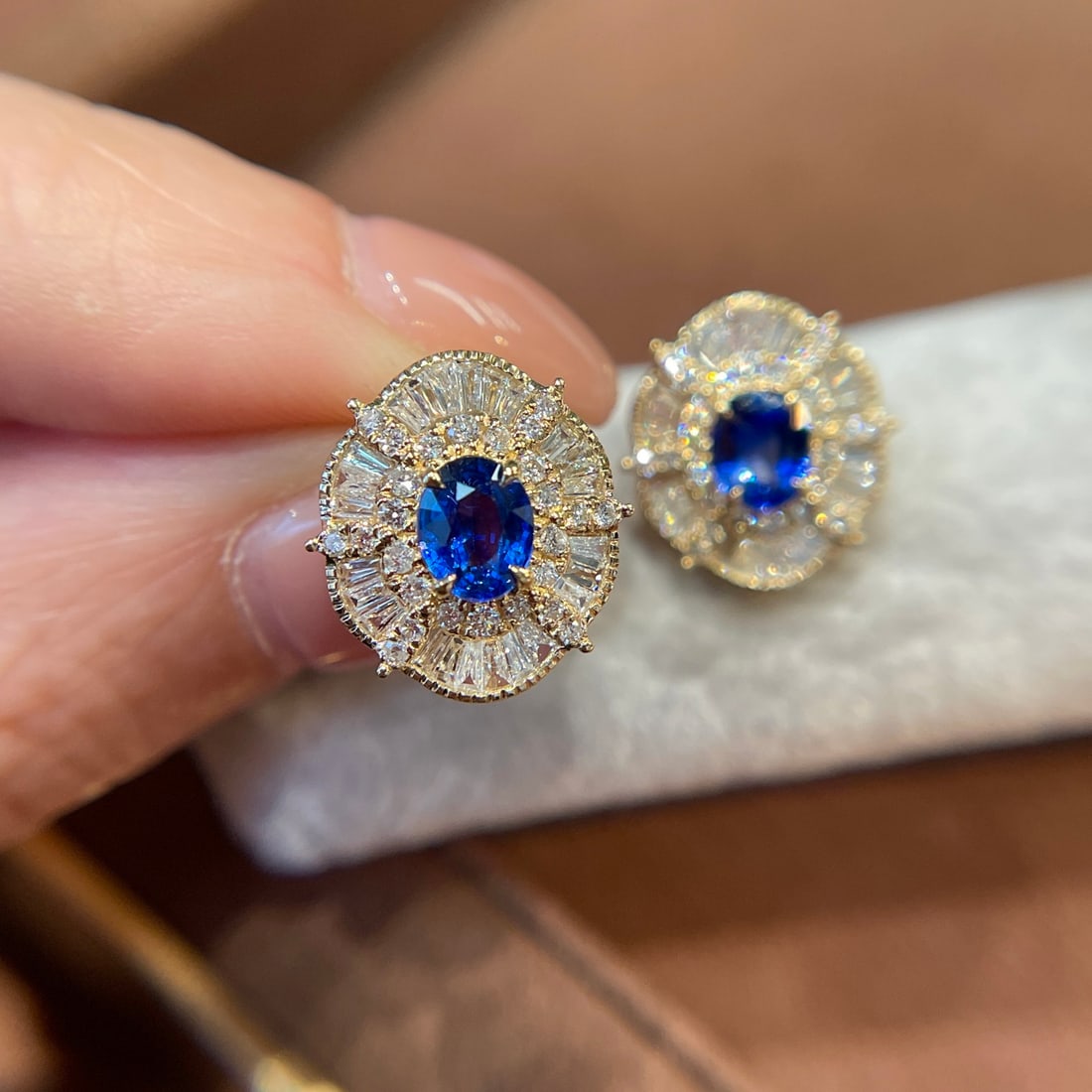 14k Gold 1.20 Ct Natural Sapphire & Diamond Earrings - 5
