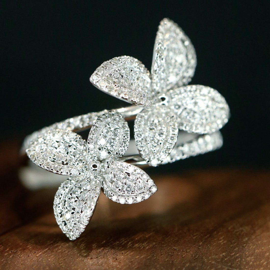 14k Gold 0.68 Ct Natural H Diamond Ring - 6