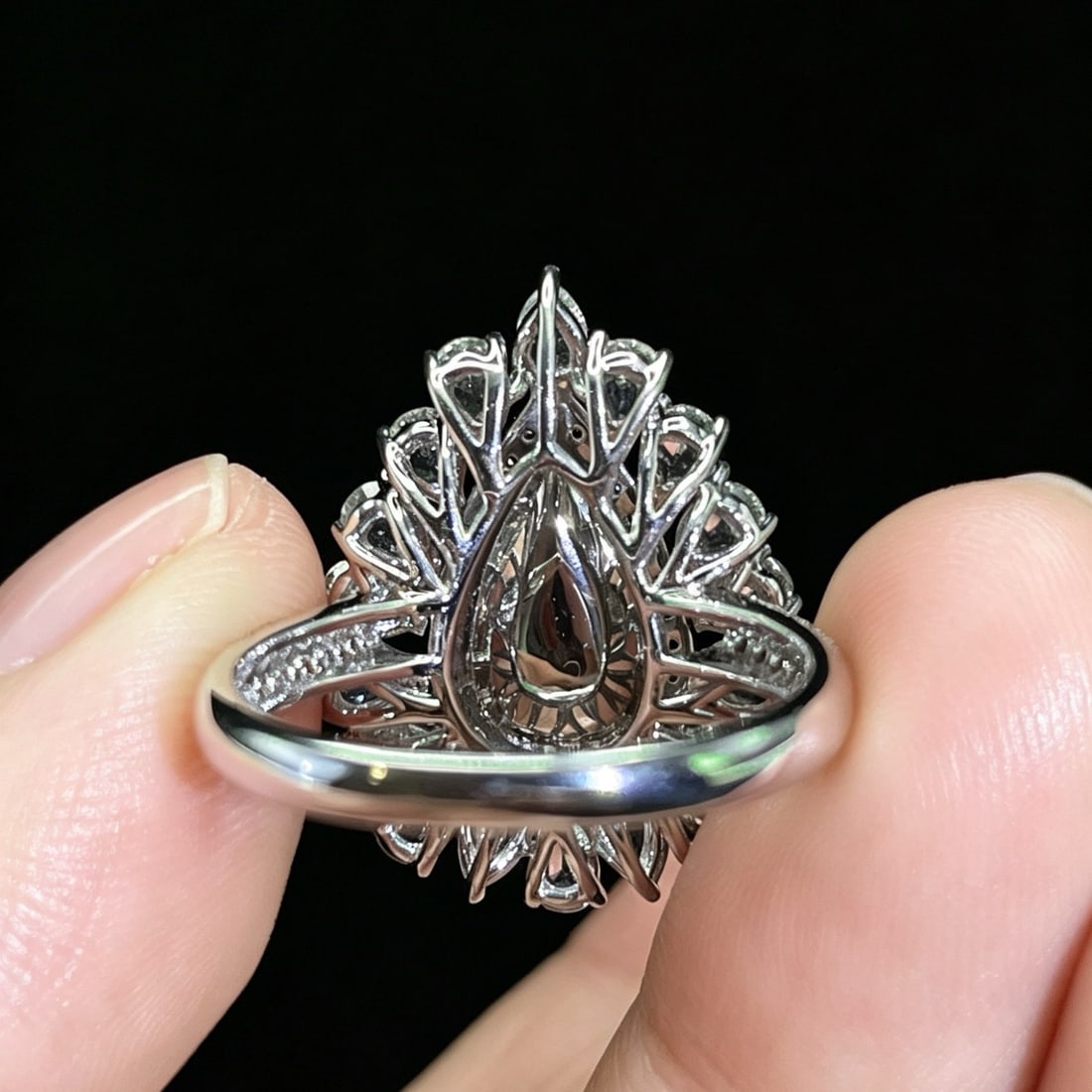 14k Gold 2.28 Ctw Natural Emerald & Diamond Ring - 5