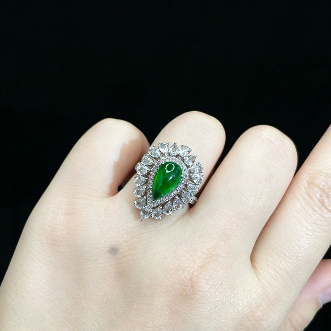 14k Gold 2.28 Ctw Natural Emerald & Diamond Ring - 6