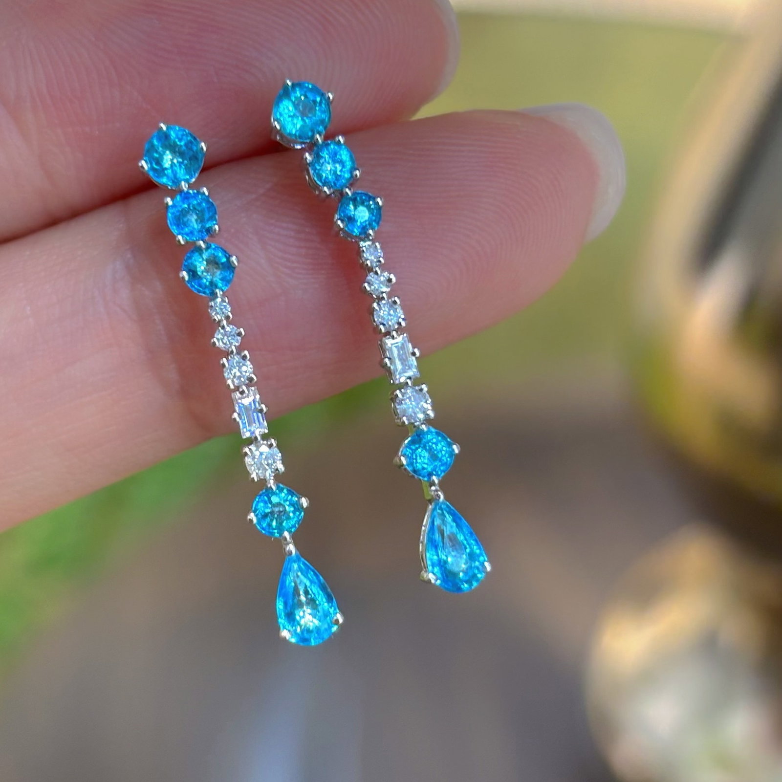 14k Gold 1 Ct Natural Paraiba Tourmaline & Diamond Earrings - 4