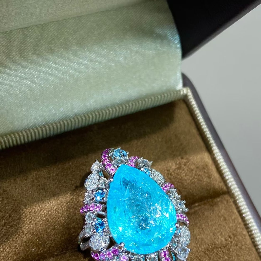 14k Gold 11 Ct Natural Paraiba Tourmaline & Diamond Ring - 5