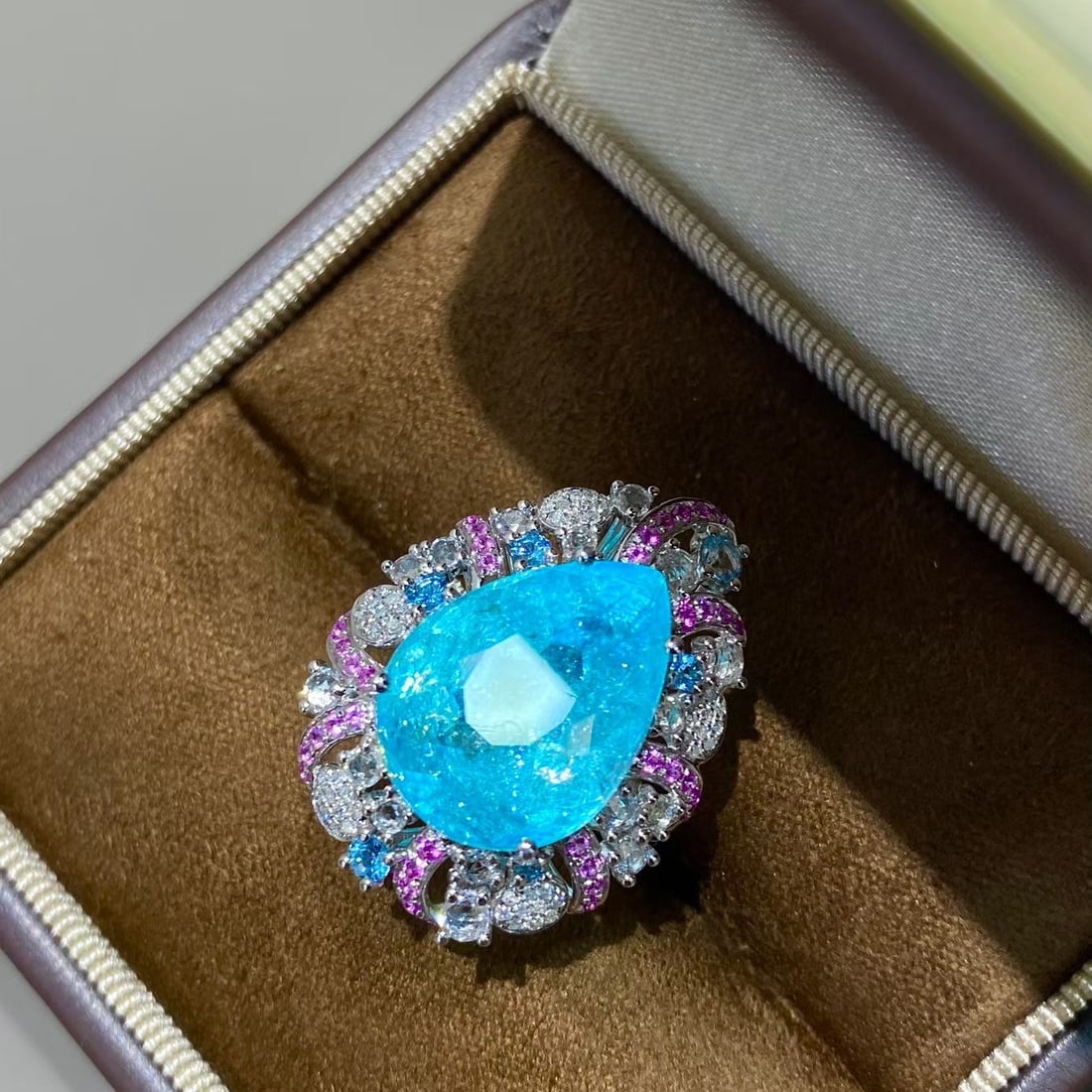 14k Gold 11 Ct Natural Paraiba Tourmaline & Diamond Ring - 6