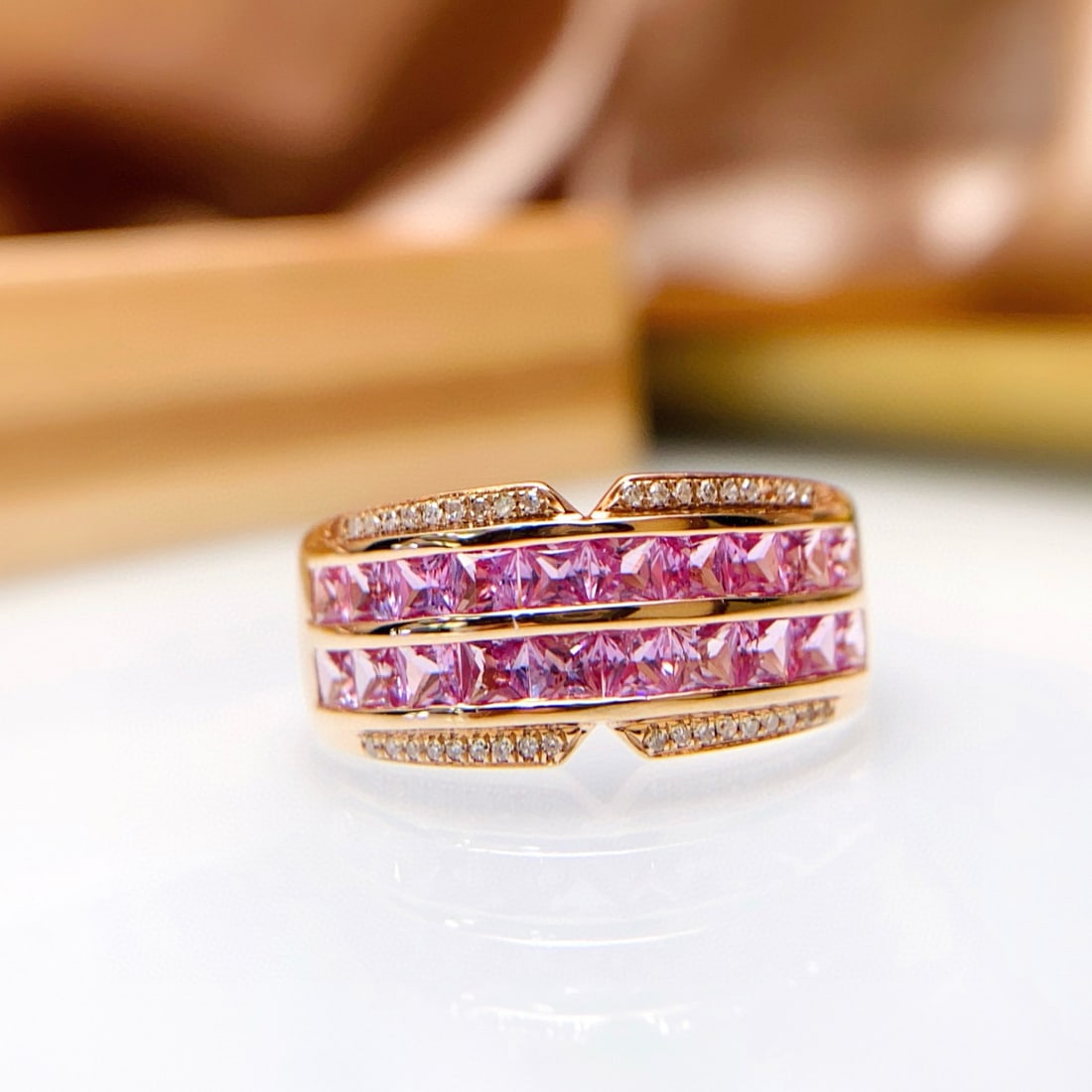 14k Gold 2.30 Ct Natural Padparadscha Sapphire & Diamond Ring: Ref:231161182 // gold content:14k gold // ring size:7. 25us // // main gemstone:padparadscha sapphire // shape:princess // carat weight:2. 30ct // color:orangish pink // treatment:natural // //