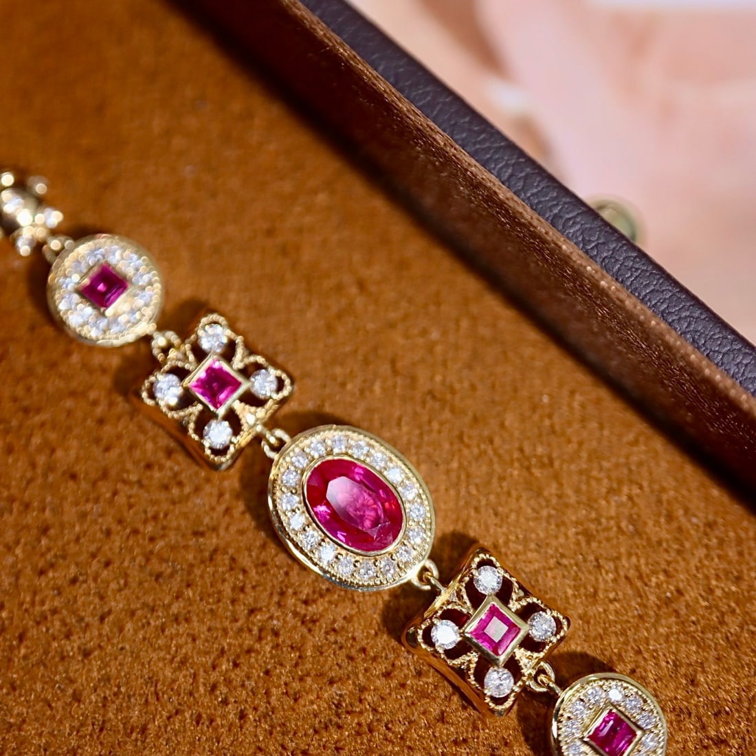 14k Gold 0.63 Ctw Natural Ruby & Diamond Bracelet - 3