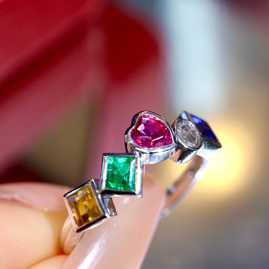 14k Gold 1.07 Ctw Natural Sapphire & Ruby & Emerald & Diamond Ring - 4