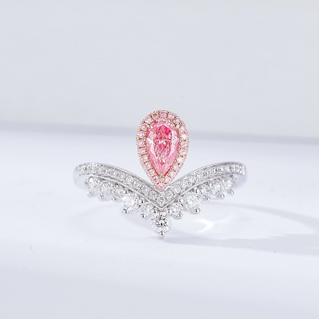 14k Gold 0.81 Ctw Natural Pink Diamond & Diamond Ring: Ref:231162069 // gold content:14k gold // ring size:7. 25us // // main gemstone:pink diamond // shape:pear // carat weight:0. 36ct // color:pink // treatment:natural // // adjacent gemstone 2 : diamon