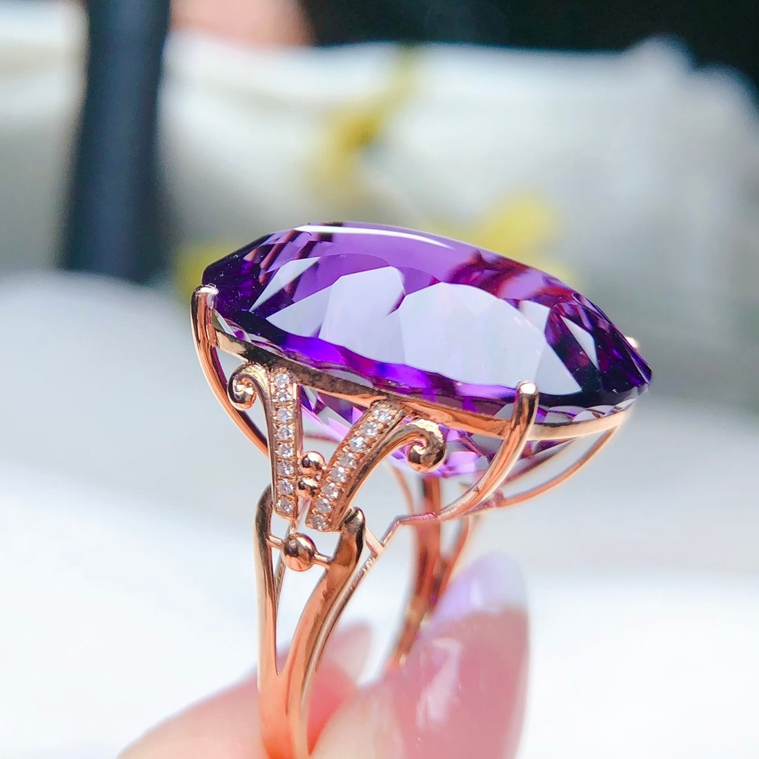 14k Gold 37.20 Ct Natural Amethyst & Diamond Ring - 5