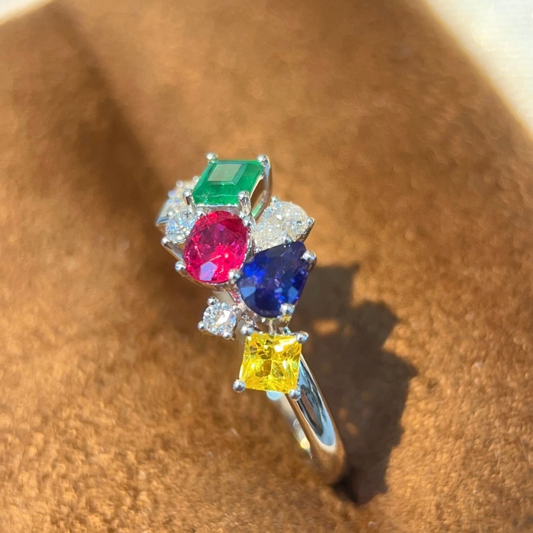 14k Gold 1.28 Ctw Natural Sapphire & Ruby & Emerald & Diamond Ring - 2