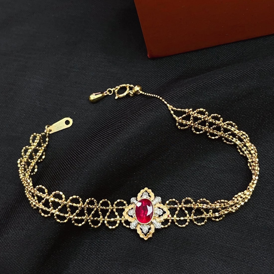 14k Gold 1.15 Ct Vivid Red Natural Ruby & Diamond Bracelet - 3
