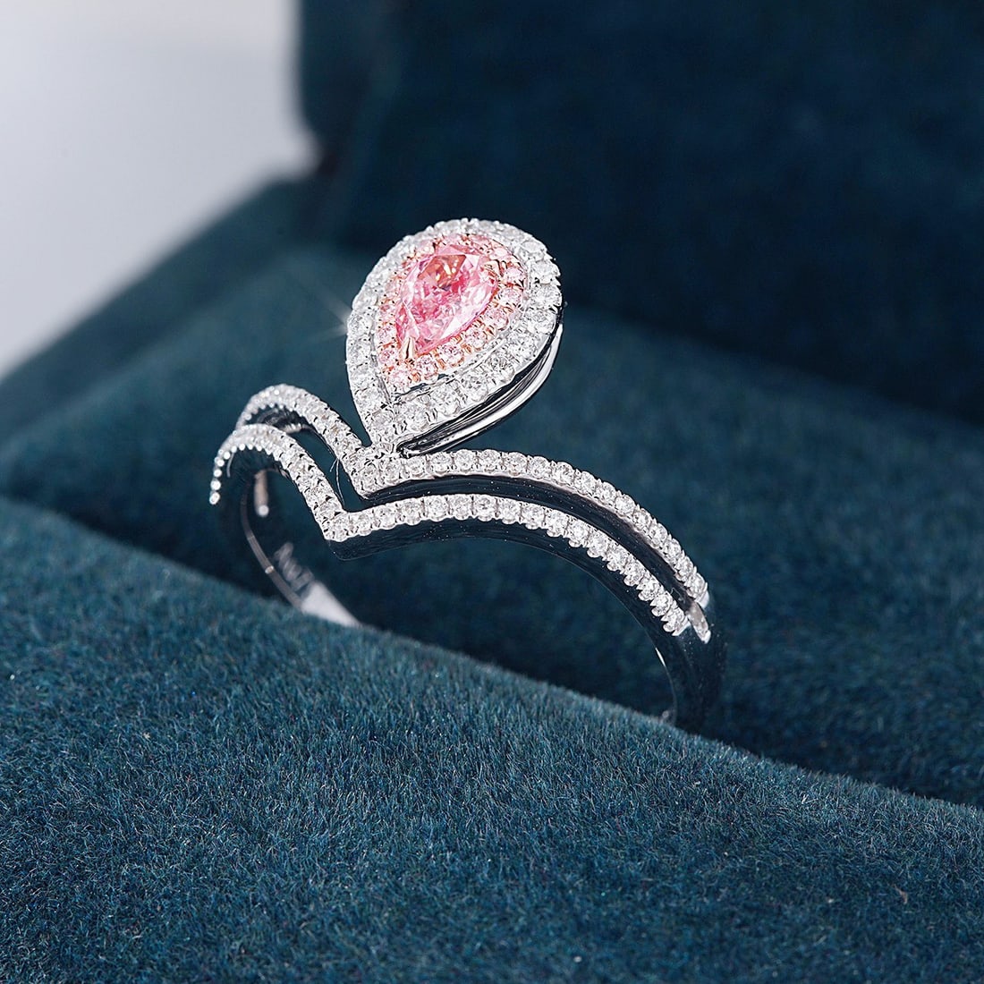 14k Gold 0.47 Ctw Natural Pink Diamond & Diamond Ring - 4