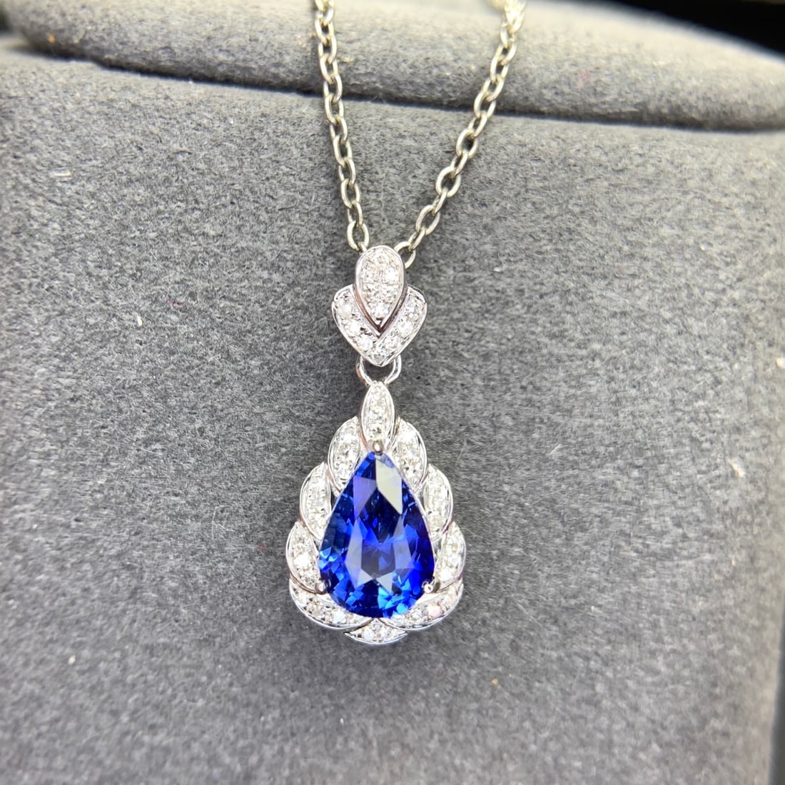 14k Gold 1.14 Ct Natural Sapphire & Diamond Pendant( Without Chain ) - 6