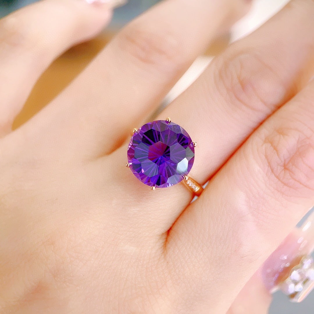 14k Gold 5.83 Ctw Natural Amethyst & Diamond Ring - 4