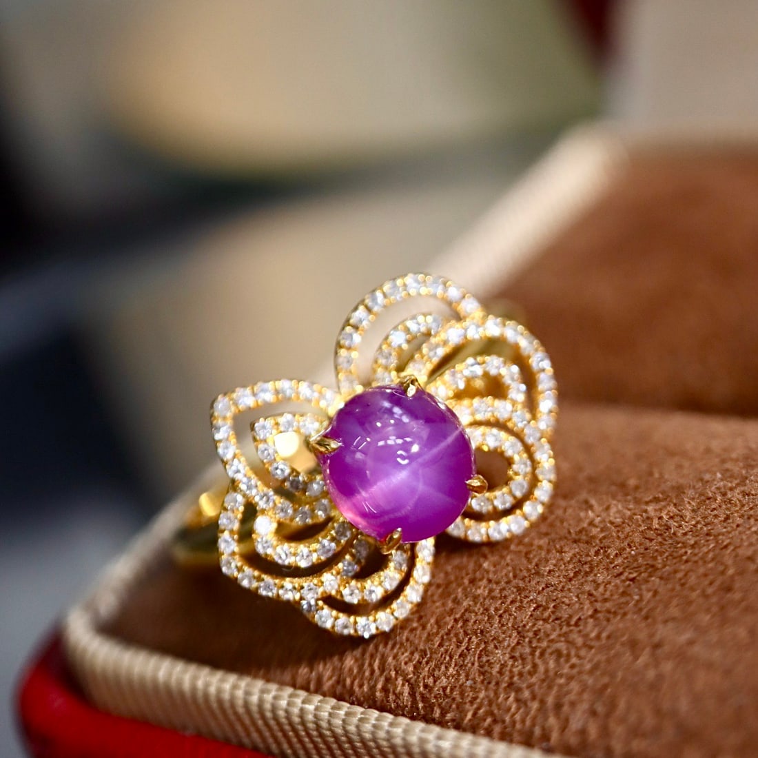 14k Gold 2.36 Ctw Natural Star Sapphire & Diamond Ring - 6