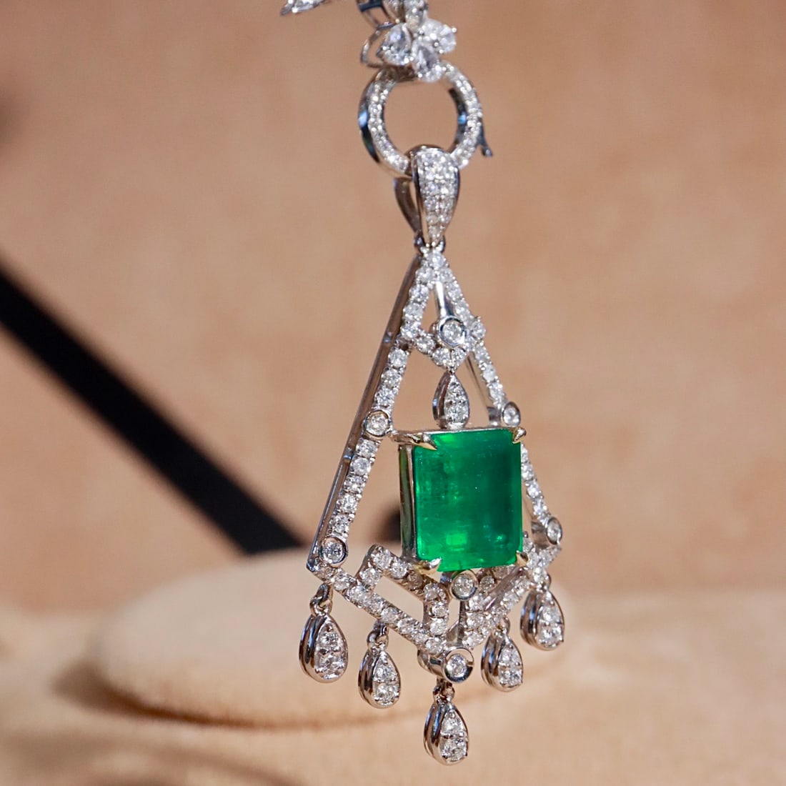 14k Gold 4.52 Ctw Vivid Green Natural Emerald & Diamond Pendant( Without Chain ) - 2