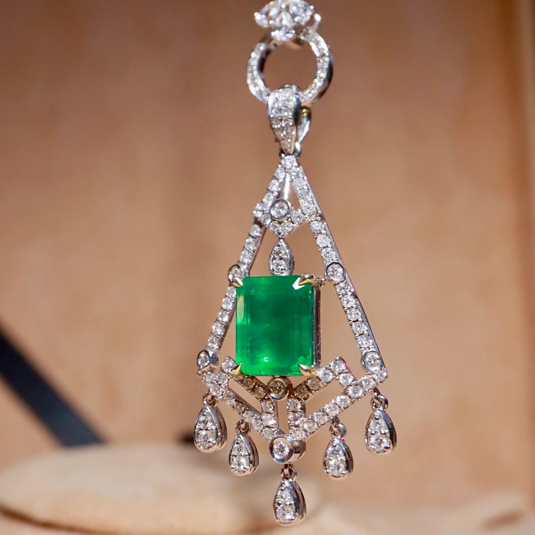 14k Gold 4.52 Ctw Vivid Green Natural Emerald & Diamond Pendant( Without Chain ) - 3