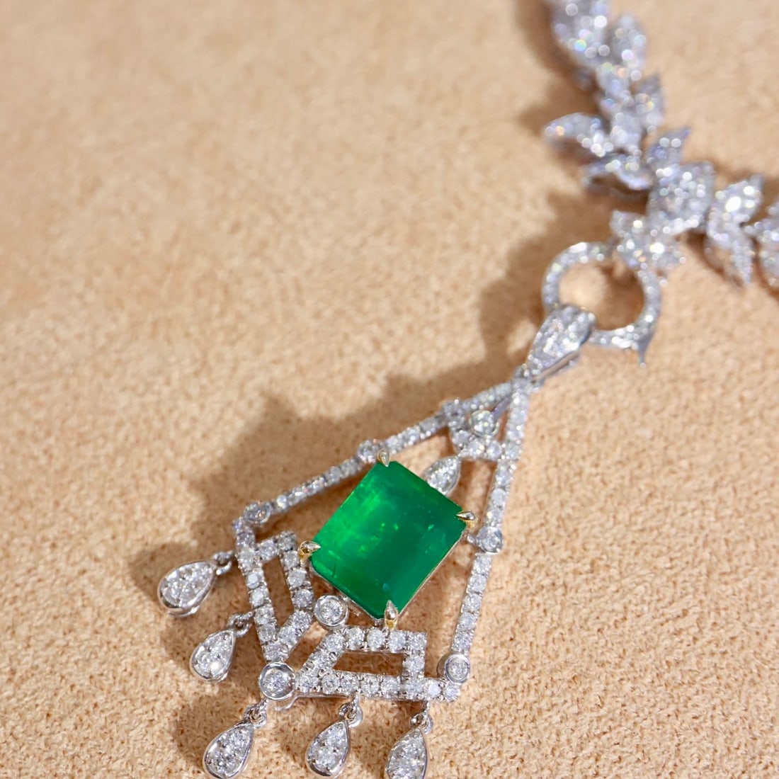 14k Gold 4.52 Ctw Vivid Green Natural Emerald & Diamond Pendant( Without Chain ) - 7