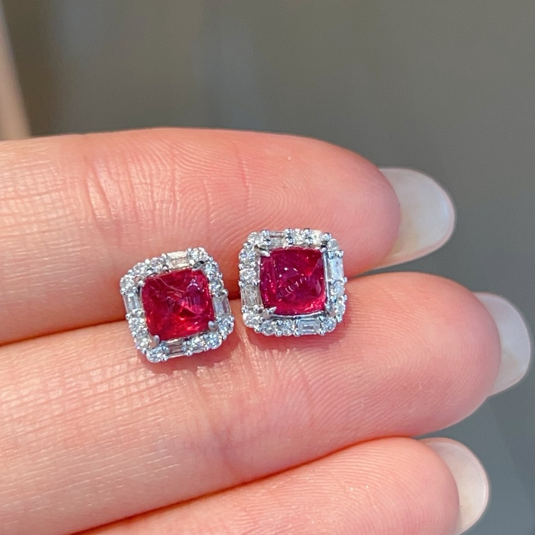 14k Gold 1.7 Ct Natural Spinel & Diamond Earrings - 4
