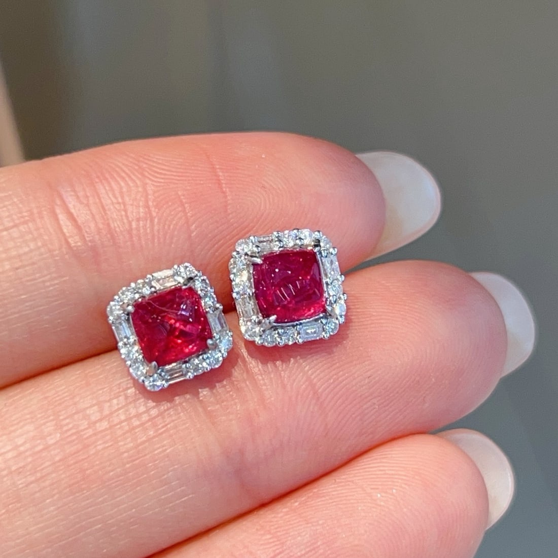 14k Gold 1.7 Ct Natural Spinel & Diamond Earrings - 6